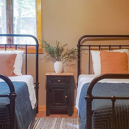 Fall Getaway Resort-3 King Suites, Dog-Friendly Seeley 외부 사진