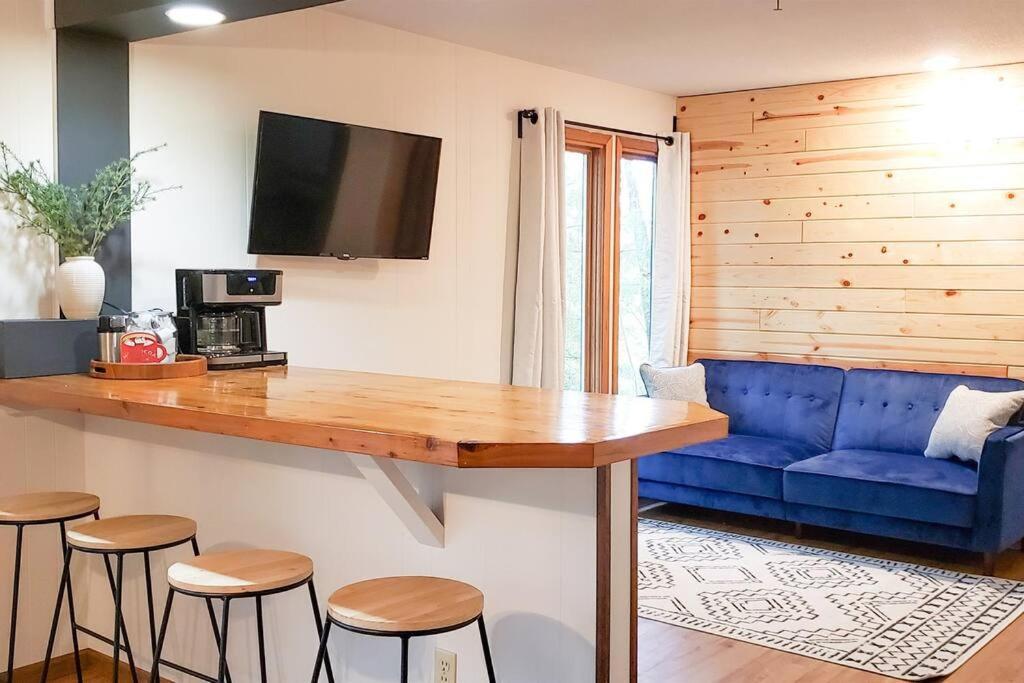 Fall Getaway Resort-3 King Suites, Dog-Friendly Seeley 외부 사진