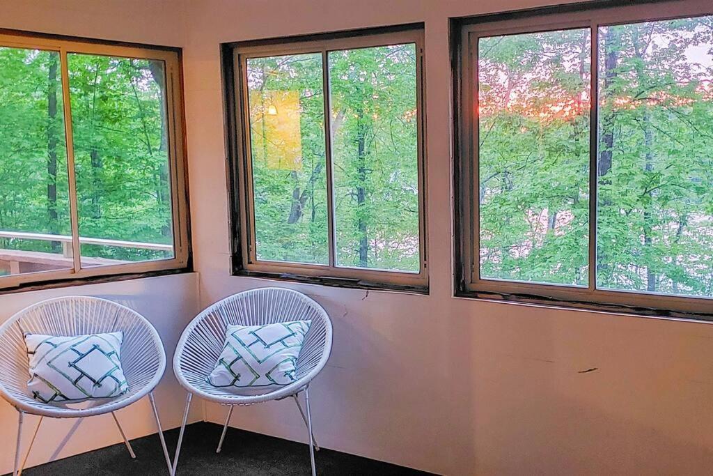 Fall Getaway Resort-3 King Suites, Dog-Friendly Seeley 외부 사진